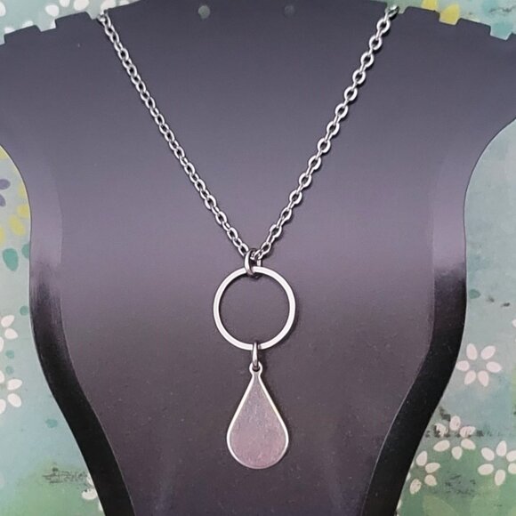 TEARDROP Circle Stainless Steel Charm Chain Necklace 18" Minimalist - Picture 5 of 11